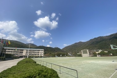 多彩校园